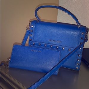 Michael Kors Purse & wallet